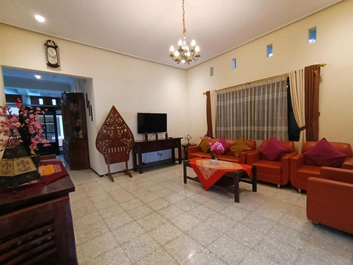 Rumah Kami Guest House Jogyakarta Zewnętrze zdjęcie